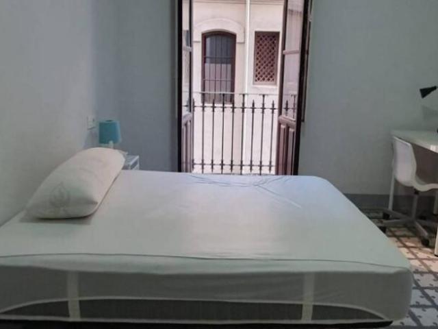Shared Living/Roommate 6 Dormitorio Granada Granada ES101514139