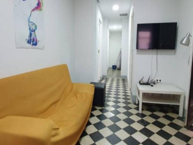 Shared Living/Roommate 6 Dormitorio Granada Granada ES101530517