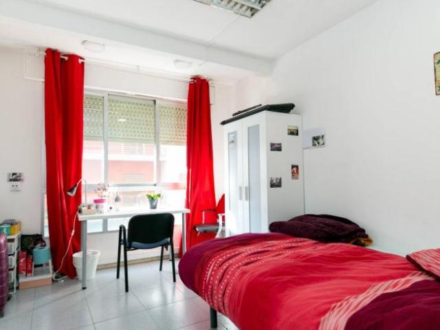 Shared Living/Roommate 6 Dormitorio Granada Granada ES101531100