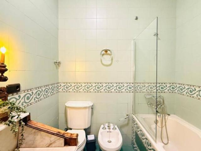 Shared Living/Roommate 6 Dormitorio Granada Granada ES103304899