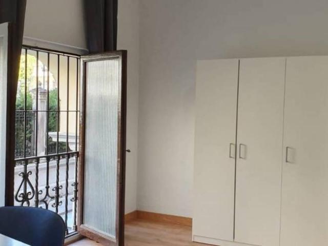 Shared Living/Roommate 6 Dormitorio Granada Granada ES104684062