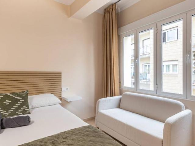 Shared Living/Roommate 6 Dormitorio Granada Granada ES97428548