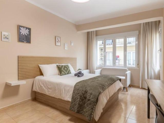 Shared Living/Roommate 6 Dormitorio Granada Granada ES97428549