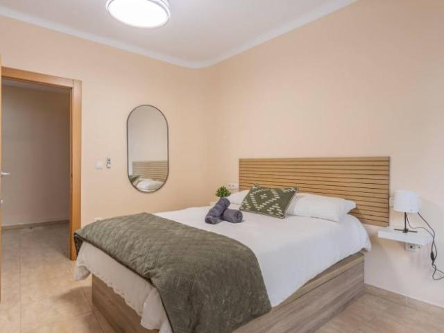 Shared Living/Roommate 6 Dormitorio Granada Granada ES97428562