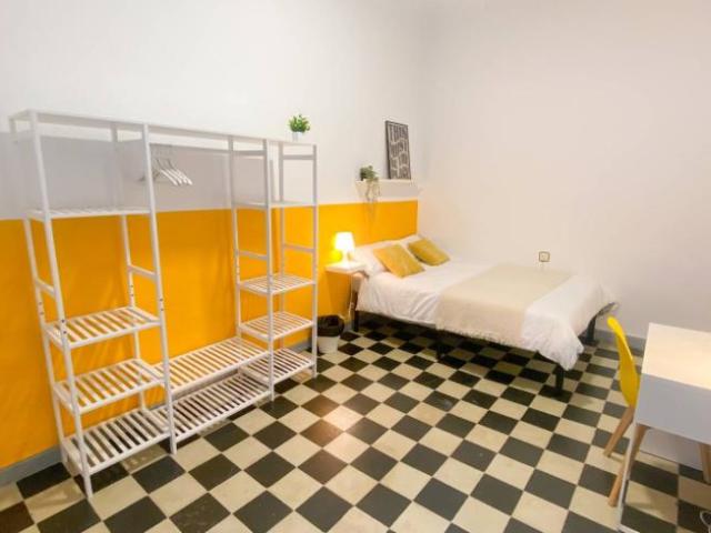 Shared Living/Roommate 6 Dormitorio Granada Granada ES93801858