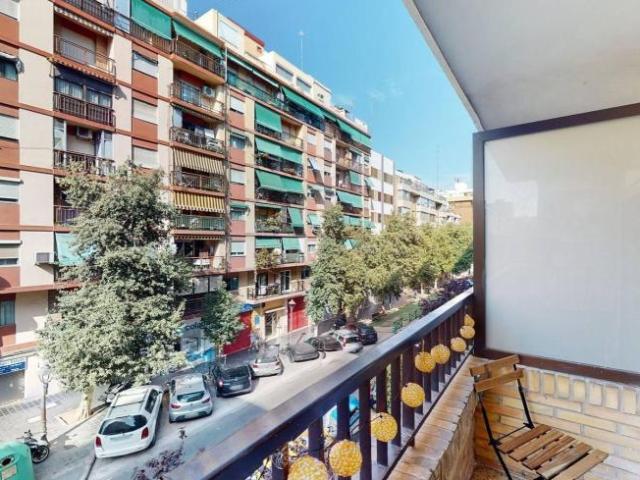 Shared Living/Roommate 6 Dormitorio Valencia Valencia ES104845359