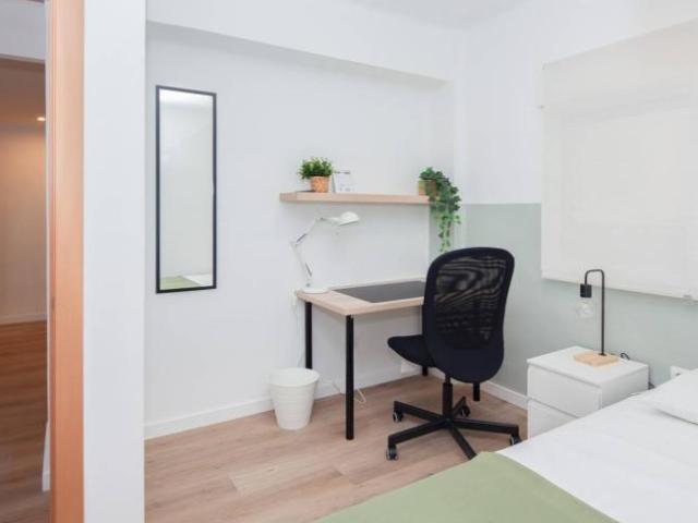 Shared Living/Roommate 6 Dormitorio Valencia Valencia ES104845363