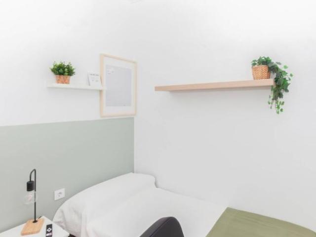 Shared Living/Roommate 6 Dormitorio Valencia Valencia ES104845608