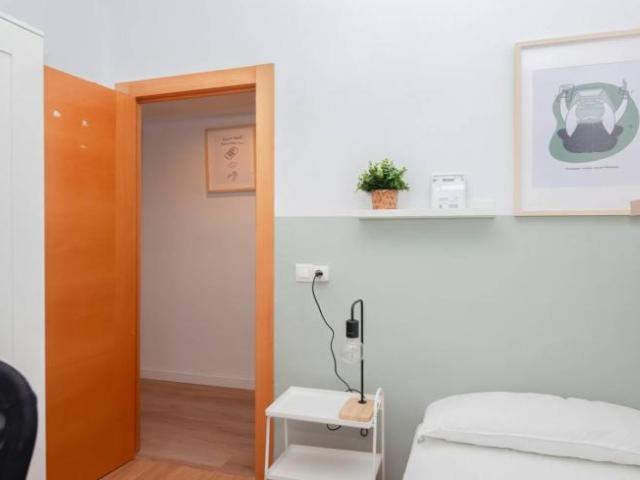 Shared Living/Roommate 6 Dormitorio Valencia Valencia ES104845724