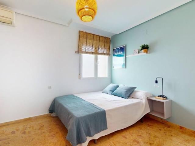 Shared Living/Roommate 6 Dormitorio Valencia Valencia ES104845779
