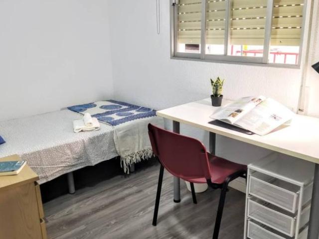 Shared Living/Roommate 6 Dormitorio Valencia Valencia ES101692740