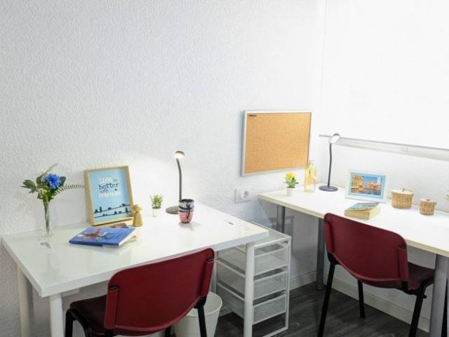 Shared Living/Roommate 6 Dormitorio Valencia Valencia ES101732485
