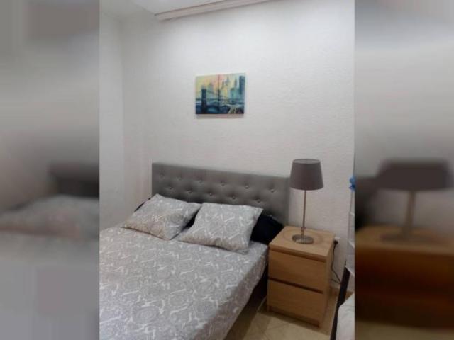 Shared Living/Roommate 6 Dormitorio Valencia Valencia ES101816421