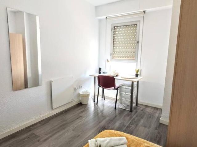 Shared Living/Roommate 6 Dormitorio Valencia Valencia ES101820144