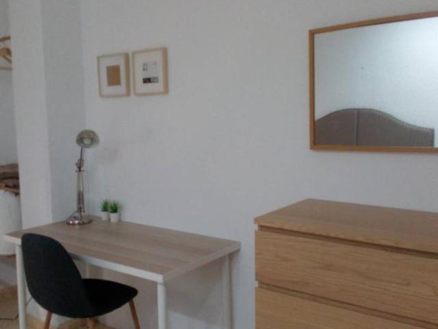 Shared Living/Roommate 6 Dormitorio Valencia Valencia ES101822730