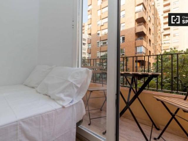Shared Living/Roommate 6 Dormitorio Valencia Valencia ES102021611