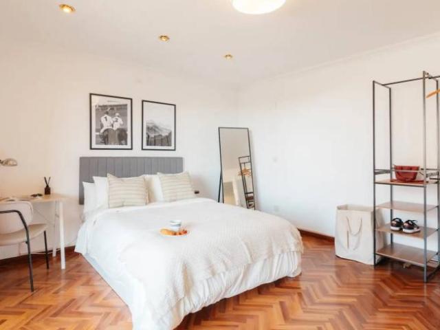 Shared Living/Roommate 6 Dormitorio Valencia Valencia ES102816245