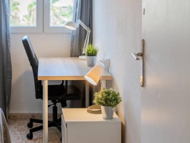 Shared Living/Roommate 6 Dormitorio Valencia Valencia ES102954300