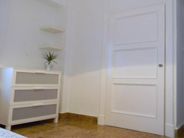 Shared Living/Roommate 6 Dormitorio Valencia Valencia ES103491039