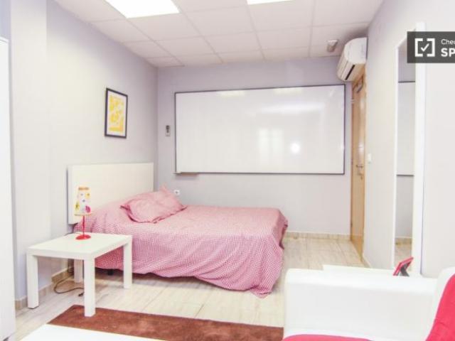 Shared Living/Roommate 6 Dormitorio Valencia Valencia ES103491084