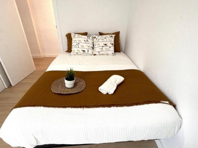 Shared Living/Roommate 6 Dormitorio Valencia Valencia ES103657840