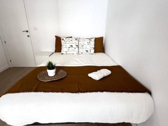 Shared Living/Roommate 6 Dormitorio Valencia Valencia ES103658299
