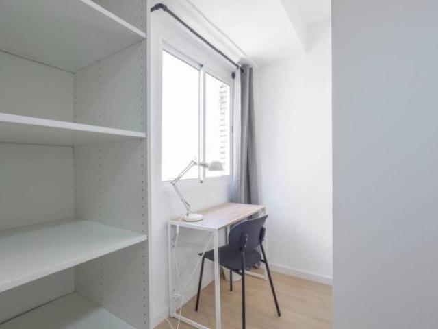 Shared Living/Roommate 6 Dormitorio Valencia Valencia ES103658292