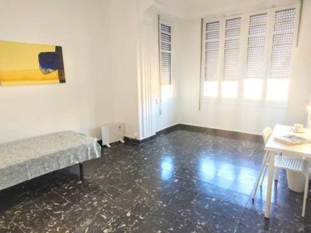 Shared Living/Roommate 6 Dormitorio Valencia Valencia ES83661985