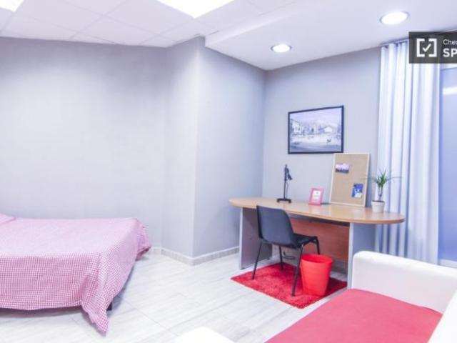 Shared Living/Roommate 6 Dormitorio Valencia Valencia ES91328823