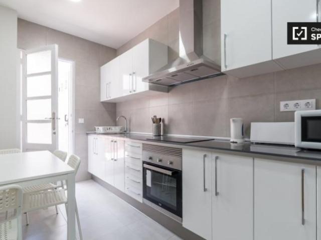 Shared Living/Roommate 6 Dormitorio Valencia Valencia ES91328844