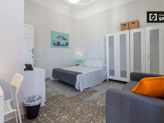 Shared Living/Roommate 6 Dormitorio Valencia Valencia ES91328868