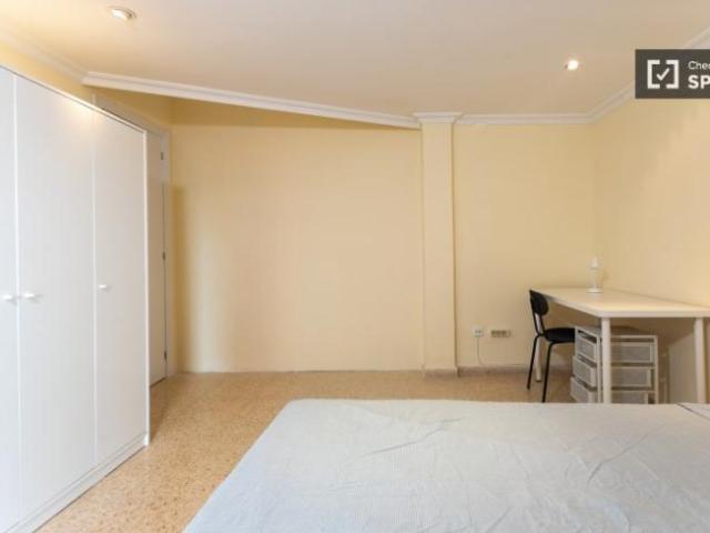 Shared Living/Roommate 6 Dormitorio Valencia Valencia ES91329218