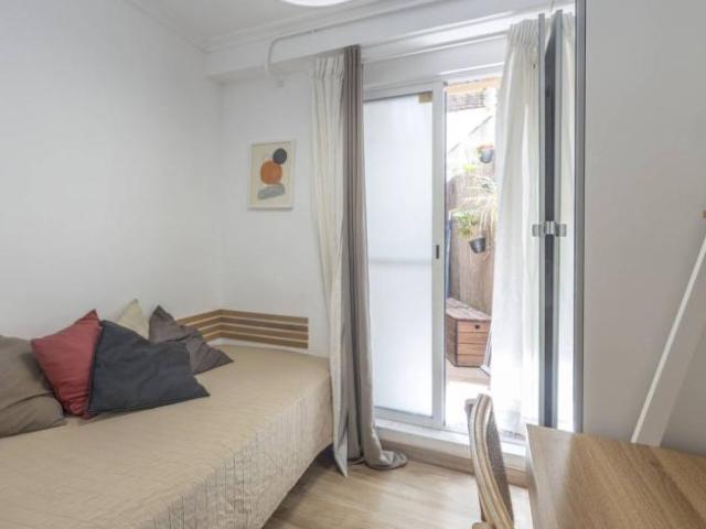 Shared Living/Roommate 6 Dormitorio Valencia Valencia ES93120545