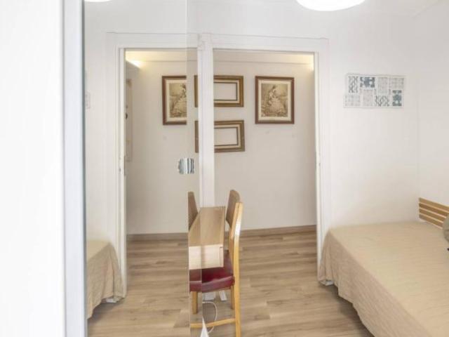 Shared Living/Roommate 6 Dormitorio Valencia Valencia ES93120550
