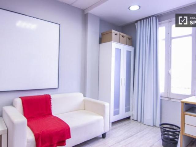Shared Living/Roommate 6 Dormitorio Valencia Valencia ES94118822