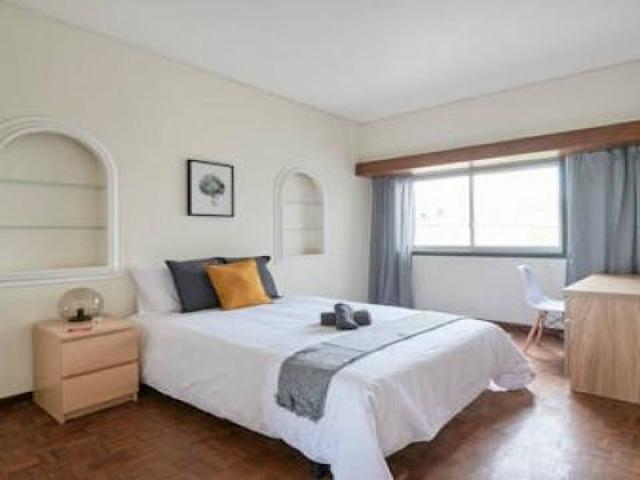 shared living/roommate 6 quarto, Lisbon Lisbon 1000 286 DS86892877