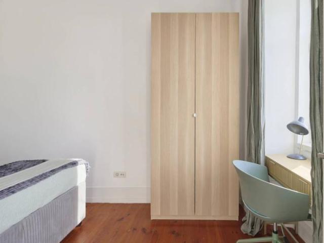 shared living/roommate 6 quarto, lisbon lisbon 1050 150 DLS102248736