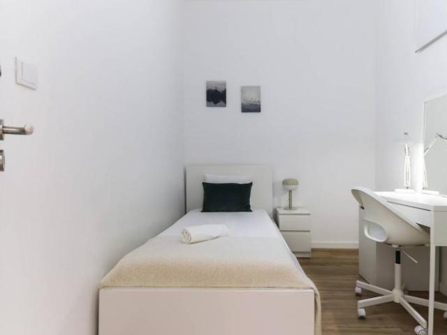 shared living/roommate 6 quarto, lisbon lisbon 1150 100 DS101834088