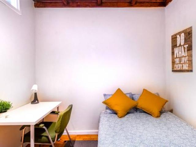shared living/roommate 6 quarto, Porto Porto 4250 102 DLS70633024