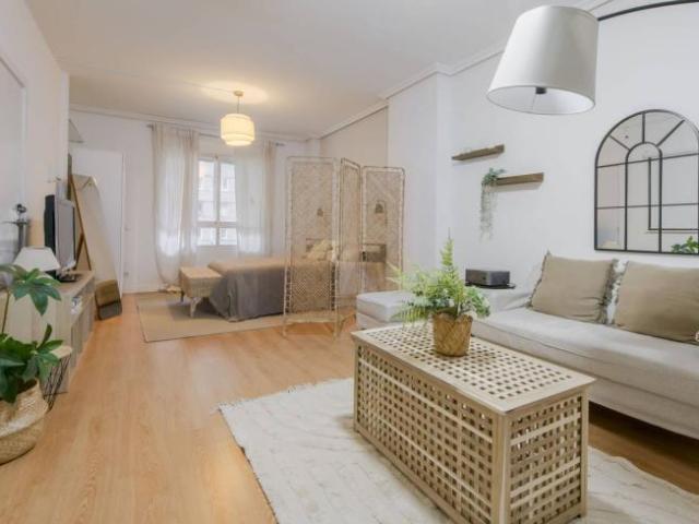 Shared Living/Roommate 8 Dormitorio Madrid Madrid ELS101814147