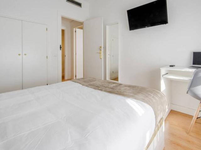 Shared Living/Roommate 8 Dormitorio Madrid Madrid ELS101813067