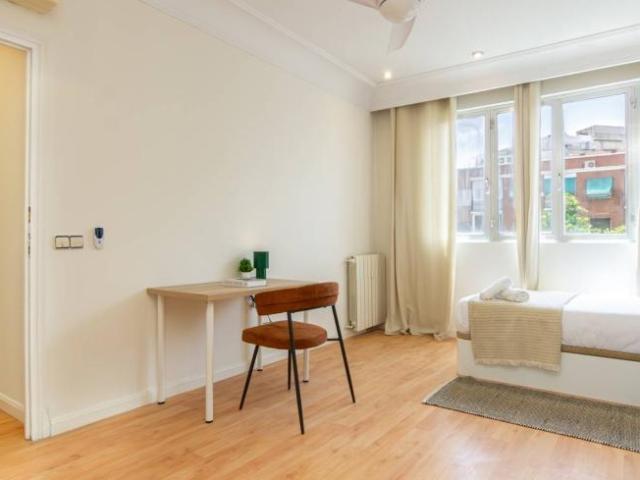 Shared Living/Roommate 8 Dormitorio Madrid Madrid ES98343004