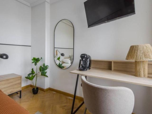 Shared Living/Roommate 8 Dormitorio Madrid Madrid ES101807788