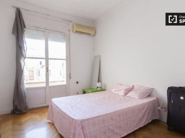 Shared Living/Roommate 8 Dormitorio Madrid Madrid ES101824023