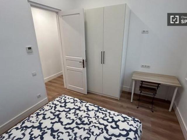 Shared Living/Roommate 8 Dormitorio Barcelona Barcelona ES75789842