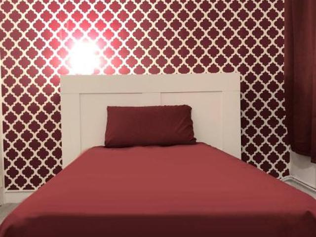 Shared Living/Roommate 8 Dormitorio Barcelona Barcelona ES78125554