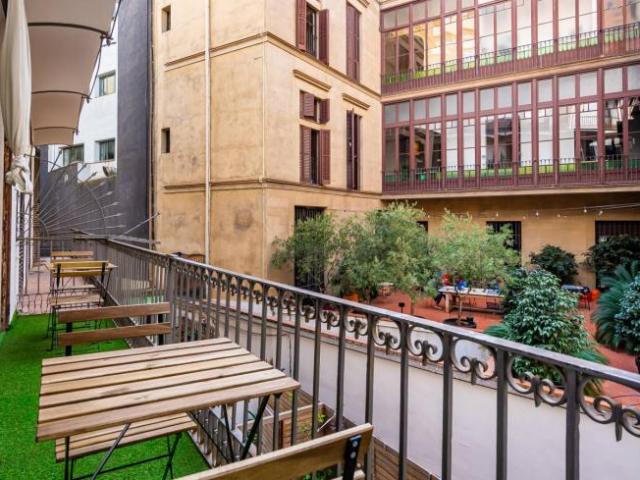 Shared Living/Roommate 8 Dormitorio Barcelona Barcelona ES92822751