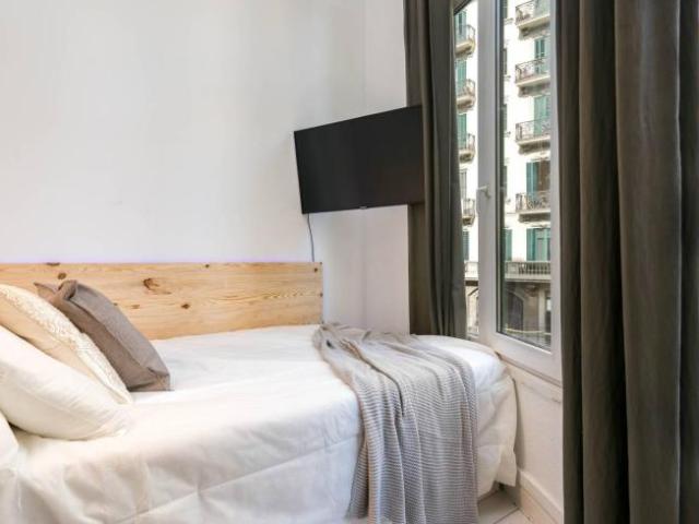 Shared Living/Roommate 8 Dormitorio Barcelona Barcelona ES92822706