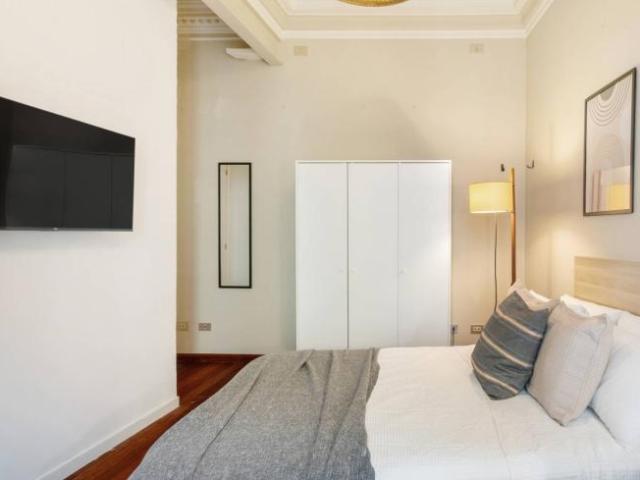 Shared Living/Roommate 8 Dormitorio Barcelona Barcelona ES92823624