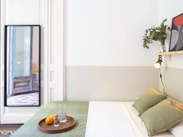 Shared Living/Roommate 8 Dormitorio Barcelona Barcelona ES93750734
